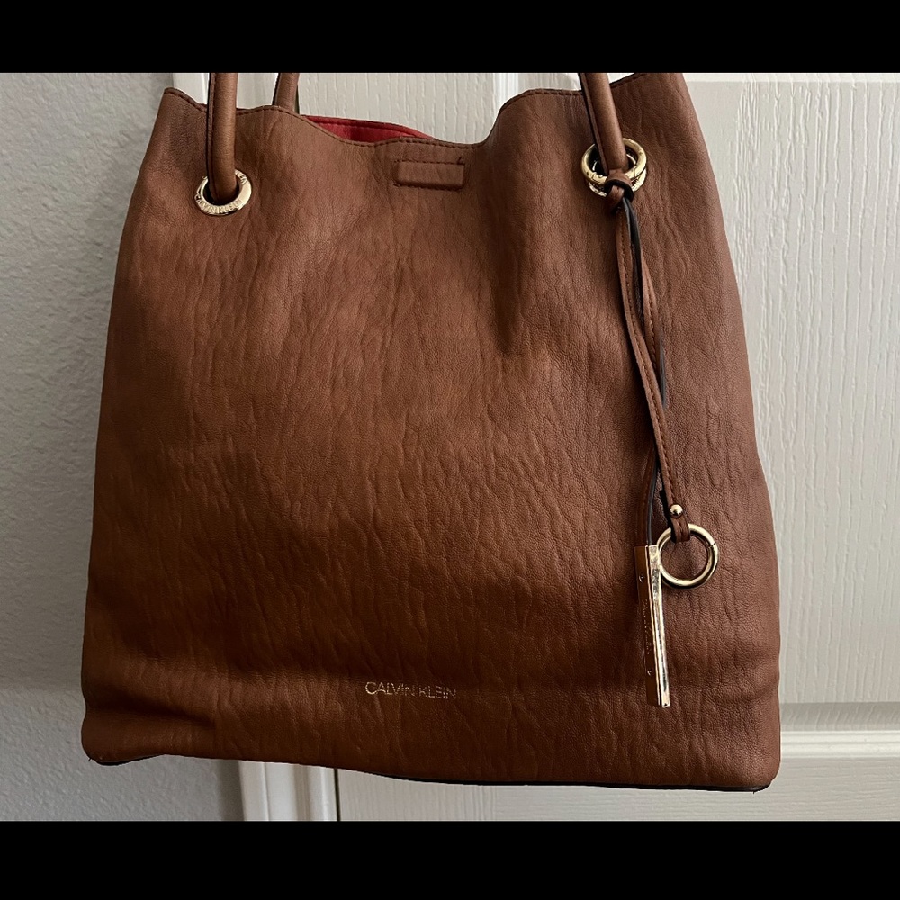 Beautiful soft authentic Calvin Klein tan Bucket bag